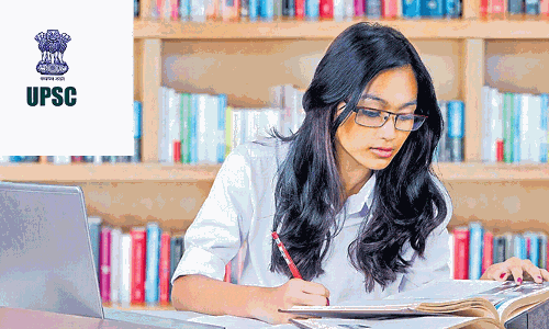 UPSC నుంచి అసిస్టెంట్ డైరెక్టర్, స్పెషలిస్ట్ పోస్టులకు నోటిఫికేషన్