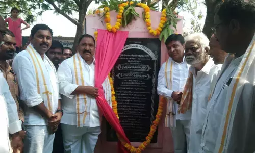 కేసీఆర్ విజన్ తోనే తెలంగాణ అభివృద్ధి: ఎంపీ నామ, ఎమ్మేల్యే సండ్ర