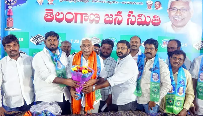 విద్యార్థి జనసమితి అధ్యక్షుడిగా సర్దార్ వినోద్