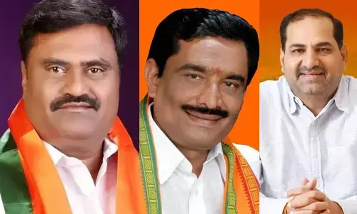 ఒకే పార్టీ.. మూడు గ్రూపులు