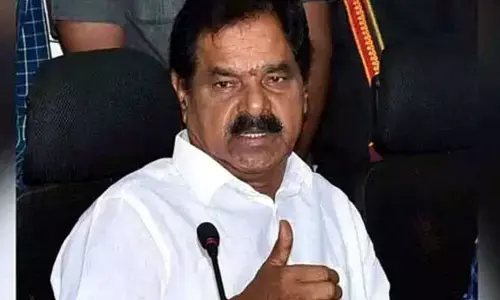మేం వేసిన రోడ్లపై నడుస్తూ అభివృద్ధి కాలేదని విమర్శిస్తావా?