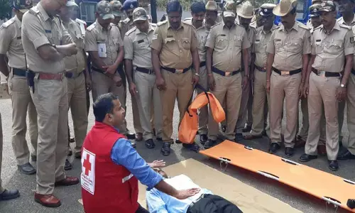హైదరాబాద్ పోలీసులకు సీపీఆర్ శిక్షణ!