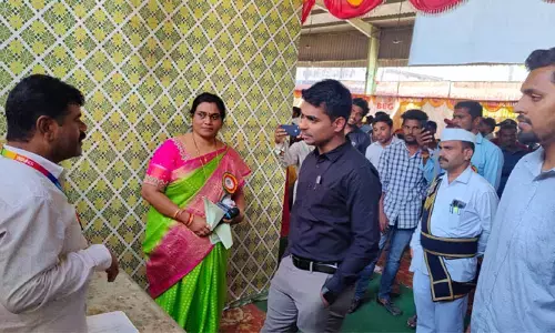 ఉద్యోగం ఏదైనా ప్రతిభ కనబరచాలి: కలెక్టర్ అనుదీప్