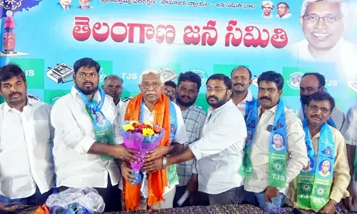 విద్యార్థి జనసమితి అధ్యక్షుడిగా సర్దార్ వినోద్