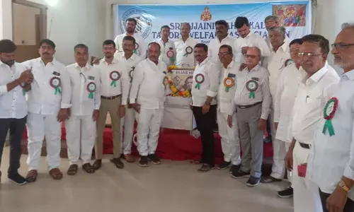 టికెట్ తెప్పించే బాధ్యత నాది.. గెలిపించే బాధ్యత మీది: తీన్మార్ మల్లన్న