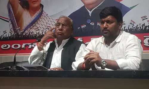 TPCC చీఫ్ రేవంత్ రెడ్డిపై దాడి సరికాదు: బీఆర్ఎస్‌పై వీహెచ్ ఫైర్