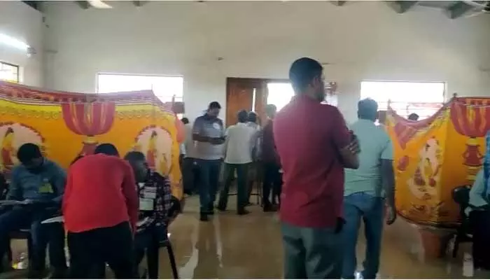 ప్రశాంతంగా ముగిసిన మత్స్య సహకార ఎన్నికలు ప్రశాంతంగా ముగిసిన మత్స్య సహకార ఎన్నికలు