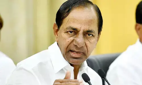 BRS ఎమ్మెల్యేల నిర్లక్ష్యం.. రోజూ వందల సంఖ్యలో సచివాలయానికి బాధితులు!