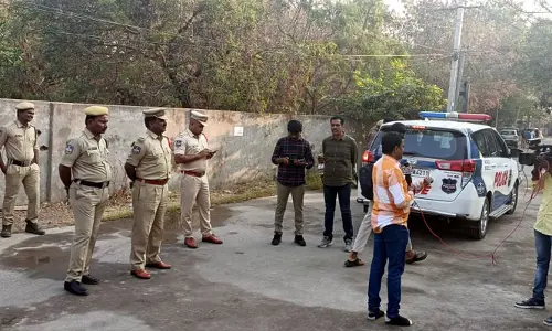హ‌న్మకొండ‌లో గండ్ర స‌త్యానారాయ‌ణ హౌస్ అరెస్ట్‌
