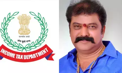 IT Notices: మంత్రి జయరాంకు ఐటీ షాక్.. సతీమణి రేణుకమ్మకూ నోటీసులు