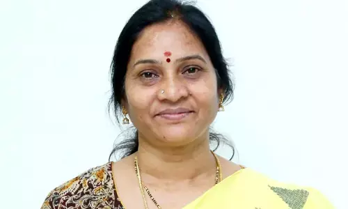 లిక్కర్ స్కాం దృష్టి మళ్లించేందుకే కవిత దీక్ష డ్రామా: ఇందిరా శోభన్