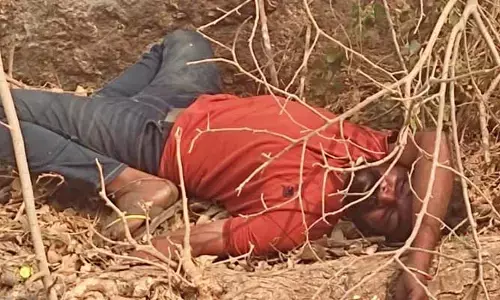 ఏజెంట్ మోసాలు భరించలేక వ్యక్తి ఆత్మహత్య...