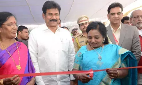 వైద్య శిబిరాన్ని ప్రారంభించిన  గవర్నర్ తమిళిసై..