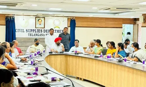 బియ్యం సేకరణలో జాప్యం.. జిల్లా అధికారుల్లో నిర్లక్ష్యం