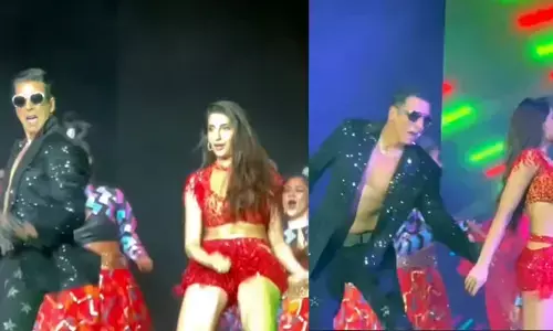 Akshay Kumar: లెహంగాలో డ్యాన్స్ అదరగొట్టేసిన బాలీవుడ్ హీరో.. వీడియో వైరల్