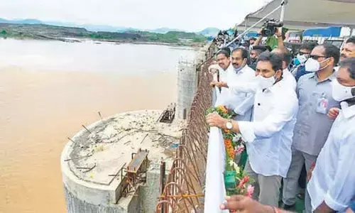 Polavaram Project: టోన్ మార్చిన వైసీపీ.. ఆలస్యానికి ఆయనే కారణమట