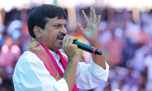 పొంగులేటి పార్టీ మార్పుపై అనుచరుల ఎదురుచూపులు