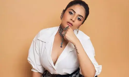 Sreemukhi :రూటు మార్చిన శ్రీముఖి.. ఎందుకో తెలుసా?