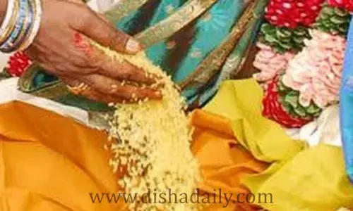 పెళ్లైన మహిళలకు ఒడి బియ్యం ఎందుకు పోస్తారో తెలుసా?
