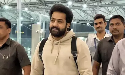 Jr.NTR: ఆస్కార్‌ కోసం అమెరికా బయలు దేరిన యంగ్‌ టైగర్‌ ఎన్టీఆర్