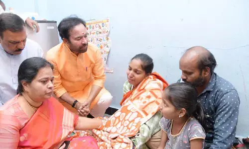 ప్రభుత్వ నిర్లక్ష్యంతోనే ప్రదీప్ మరణం: కిషన్ రెడ్డి