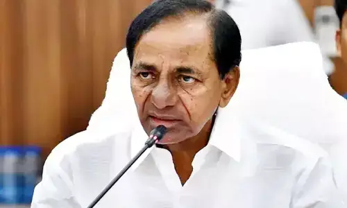 ‘వాళ్లను కన్నెత్తి చూస్తే గుడ్లు పీకుతానన్న కేసీఆర్.. మాట మర్చిపోయారా?’