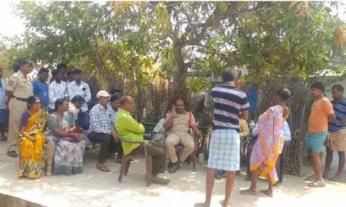 బాల్య వివాహాన్ని అడ్డుకున్న అధికారులు..