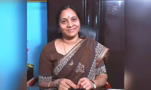 రాష్ట్రంలో ఆడబిడ్డల ఆత్మగౌరవం భంగపడ్డది.. తెలంగాణ ఆత్మగౌరవ వేదిక అధ్యక్షురాలు ఇందిరా శోభన్