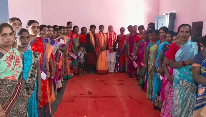 అన్నింట్లోనూ మహిళలు ముందుండాలి అన్నింట్లోనూ మహిళలు ముందుండాలి