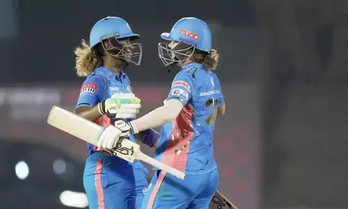 WPL 2023: కేవలం 86 బంతుల్లో 156 పరుగుల లక్ష్యాన్ని ఛేదించిన MI