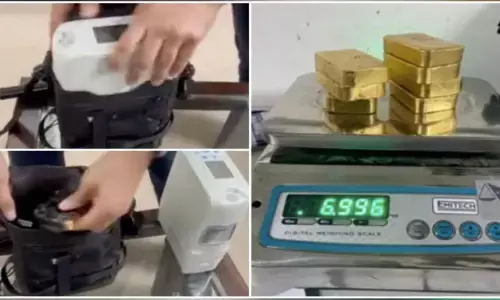 ఆక్సిజన్ బ్యాగ్‌లో ₹3.35 కోట్ల బంగారు కడ్డీలు