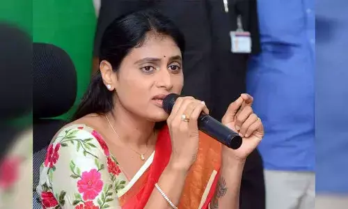 YSRTP అధ్యక్షురాలు షర్మిల అరెస్ట్