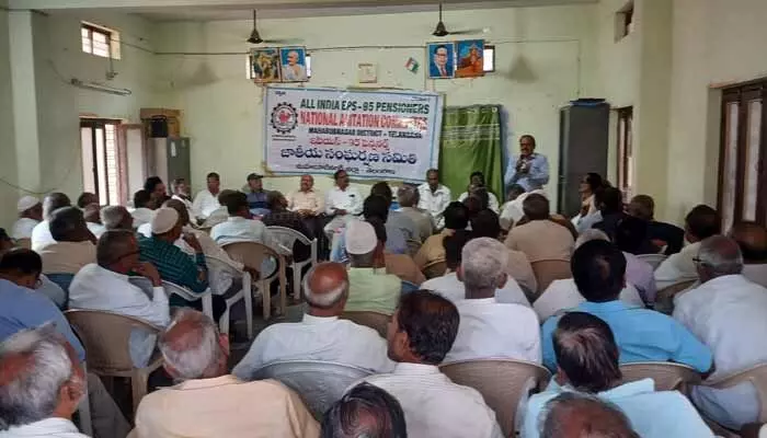 ఈనెల 15న రాస్తారోకో ఈనెల 15న రాస్తారోకో