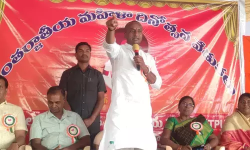 రాష్ట్రంలో మహిళలకు న్యాయం జరగలేదు: ఎమ్మెల్యే రఘునందన్ రావు