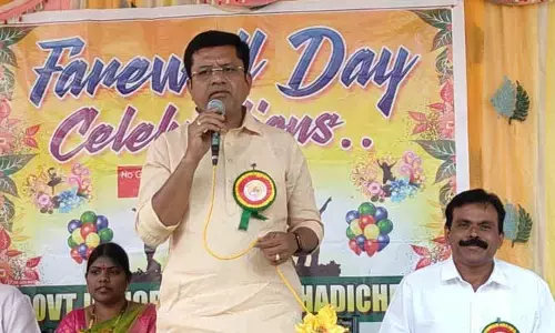 అంకితభావంతో విద్యను అభ్యసించాలి: జడ్పీ చైర్మన్ పుట్ట మధు
