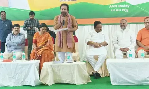 ఉద్యోగులు ఆత్మగౌరవంతో బతికే పరిస్థితి లేదు: కేంద్ర మంత్రి కిషన్ రెడ్డి