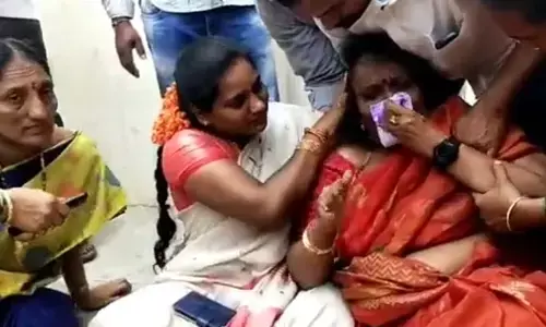 ఉమెన్స్ డే నాడే  టీటీడీపీలో బయటపడ్డ వర్గపోరు! (వీడియో)