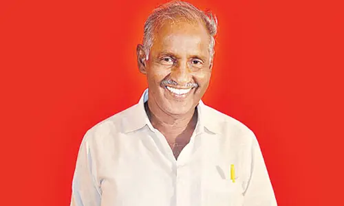 చట్టసభల్లో మహిళలకు 33 శాతం రిజర్వేషన్లు అమలు చేయాలి