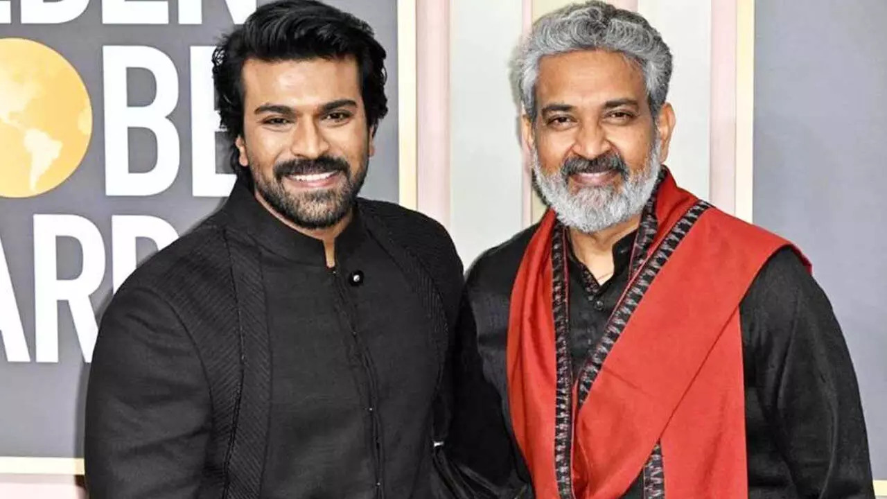 ఆ ఒక్క మాటే మహా అద్భుతం.. రాజమౌళి కాంప్లిమెంట్పై చెర్రీ ఆ ఒక్క మాటే మహా అద్భుతం.. రాజమౌళి కాంప్లిమెంట్పై చెర్రీ