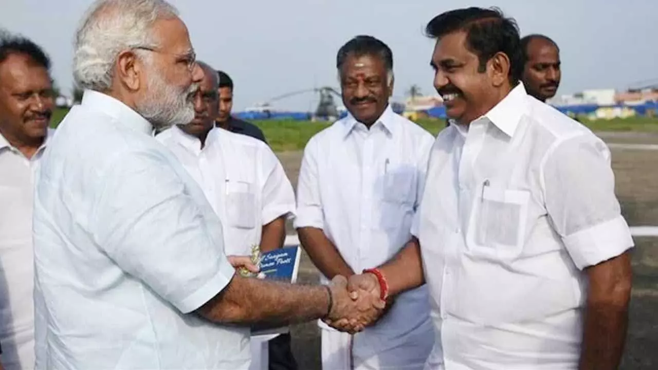 బీజేపీతో కలిసే ఎన్నికలకు వెళ్తాం.. అన్నా డీఎంకే పార్టీ కీలక ప్రకటన బీజేపీతో కలిసే ఎన్నికలకు వెళ్తాం.. అన్నా డీఎంకే పార్టీ కీలక ప్రకటన