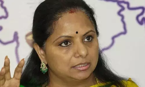 కవిత జంతర్‌మంతర్ దీక్షకు హాజరయ్యేదెవరు?