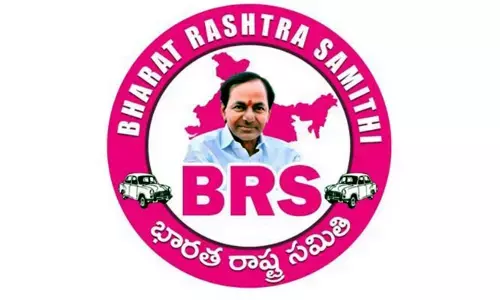 నామినేషన్ దాఖలు చేసిన ఎమ్మెల్సీ అభ్యర్థులు