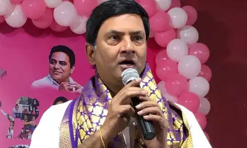 మా ఆస్పత్రిలో ఉచితంగా వైద్యం అందిస్తున్నాం.. ఈ అవకాశాన్ని ప్రతి ఒక్కరూ వినియోగించుకోండి
