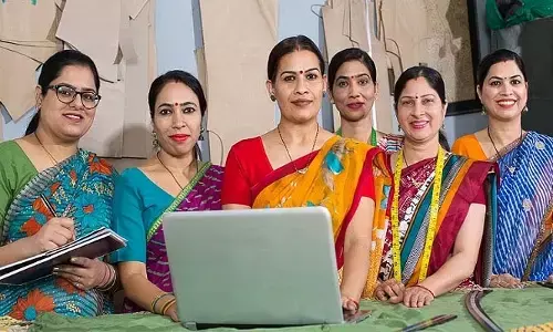 మహిళల కోసం లోన్స్‌పై ప్రత్యేక రాయితీని ఇస్తున్న బ్యాంకులు ఇవే!
