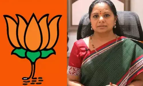 బిగ్ న్యూస్: ఎమ్మెల్సీ కవిత దీక్షకు కౌంటర్‌గా BJP మరో ప్లాన్.. ఉత్కంఠ పెంచుతోన్న పోటాపోటీ నిర్ణయాలు!