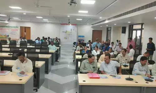 కోరం లేక జెడ్పీ సమావేశం వాయిదా