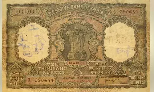 10 వేల రూపాయల నోట్లను ముద్రించిన RBI.. రూ.2 వేల నోట్ ఫైనల్ కాదా..?