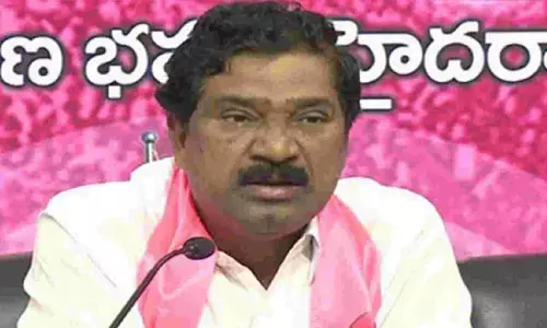 ఎమ్మెల్యే రాజయ్యపై పోలీస్ స్టేషన్ లో ఫిర్యాదు