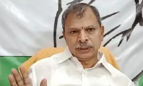 TulasiReddy: మహిళకు 18 మంది భర్తలా?.. బోగస్ ఓట్లపై ఆగ్రహం