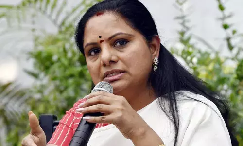 5 గంటలుగా కవితను ప్రశ్నిస్తున్న ఈడీ